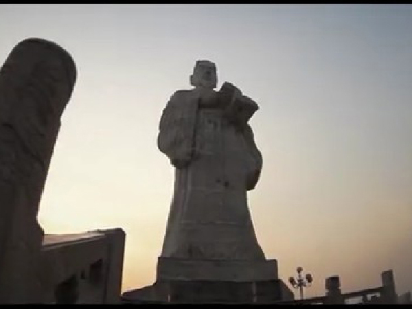 2014年，药交会开幕式。